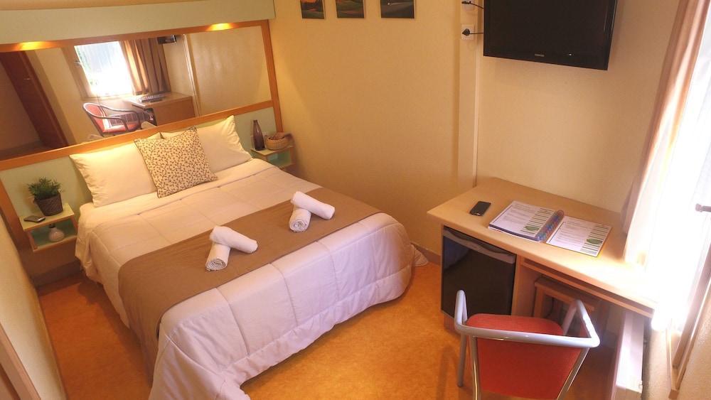 Vvf Aveyron Najac Hotell Eksteriør bilde